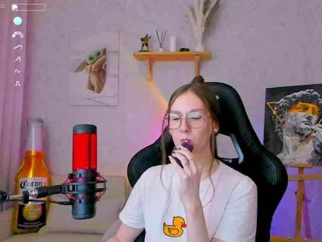 KiraRumGirl