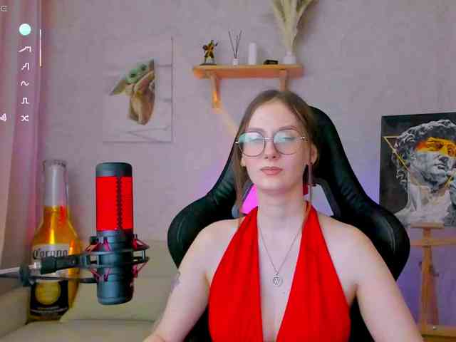 KiraRumGirl webcam