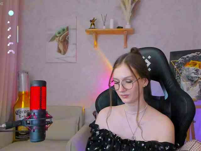 Модель: KiraRumGirl