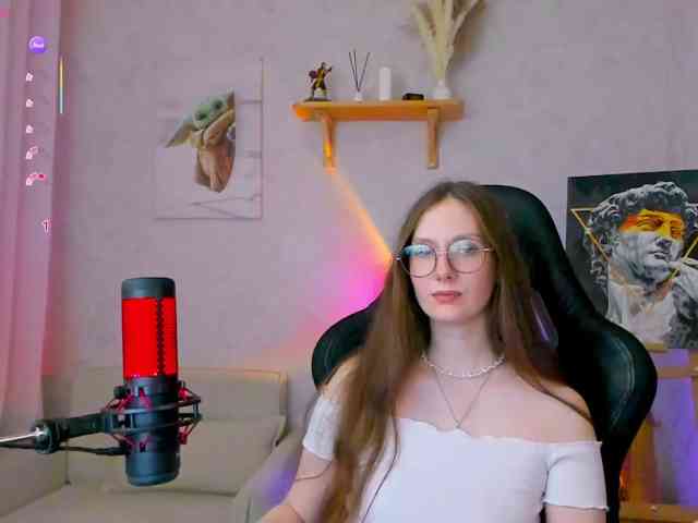 KiraRumGirl