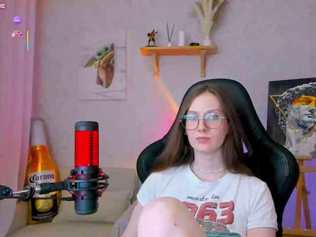 Модель: KiraRumGirl