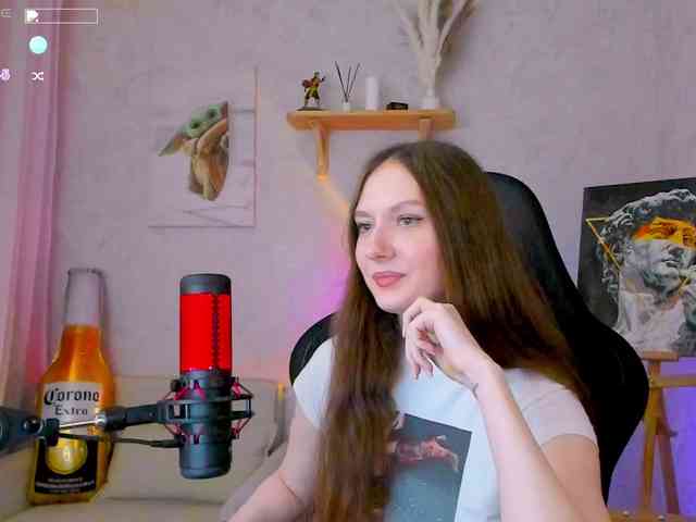 KiraRumGirl webcam