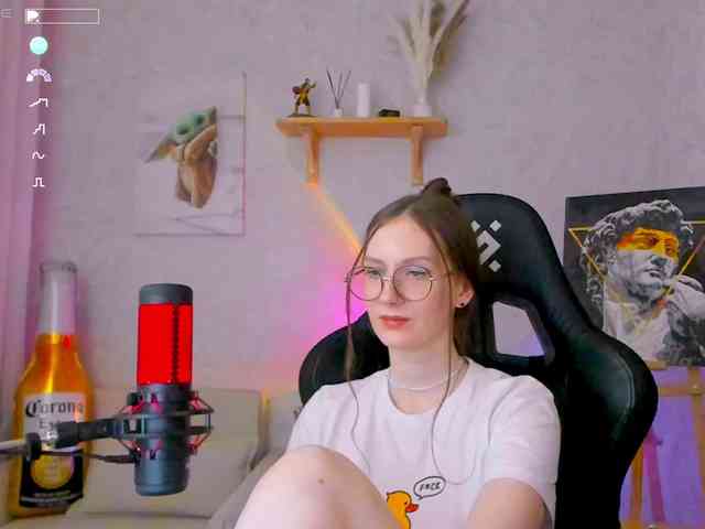 KiraRumGirl