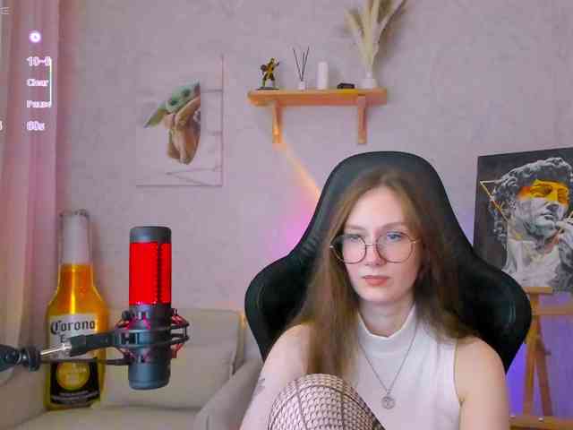 KiraRumGirl webcam