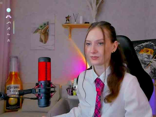 KiraRumGirl webcam