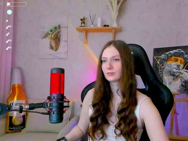 KiraRumGirl webcam