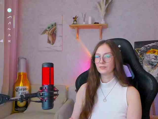 KiraRumGirl webcam