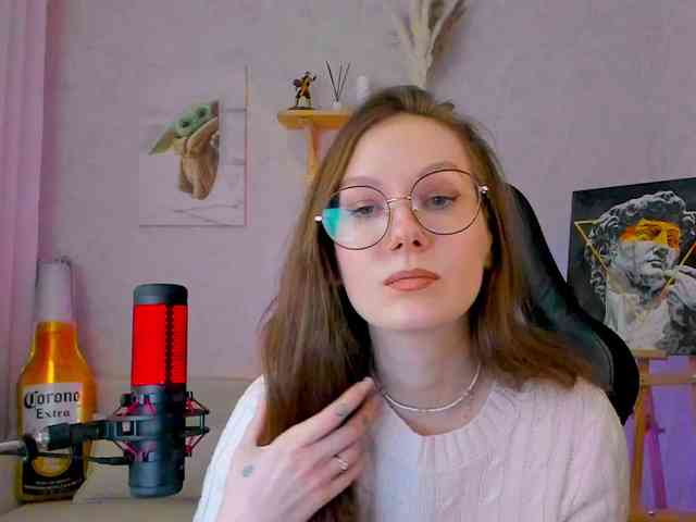 KiraRumGirl webcam