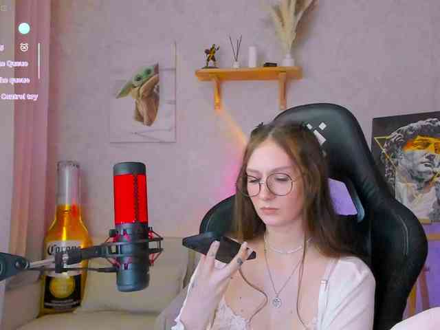 KiraRumGirl webcam