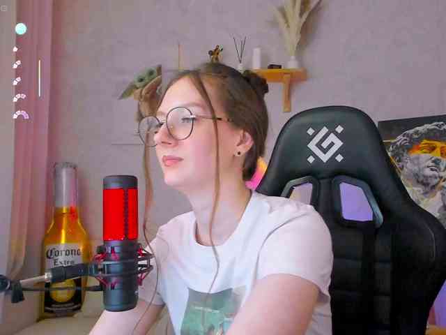 Модель: KiraRumGirl