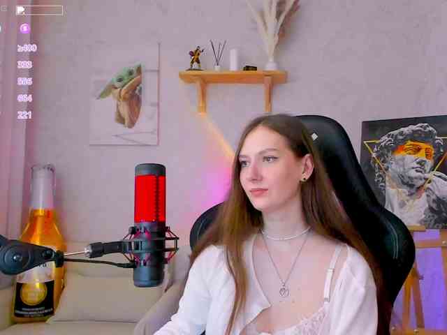 KiraRumGirl webcam