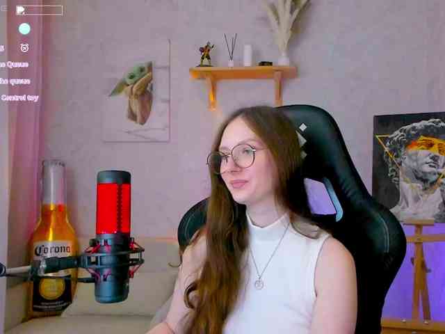 KiraRumGirl webcam