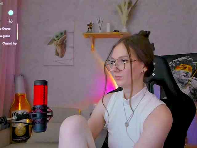 KiraRumGirl webcam