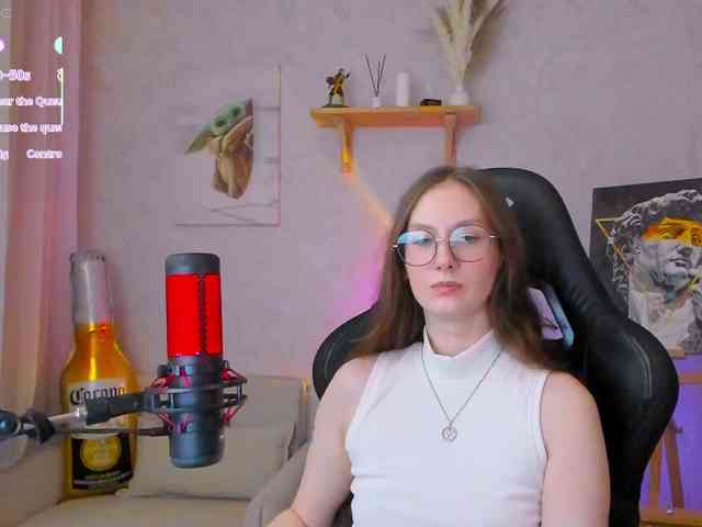 KiraRumGirl webcam