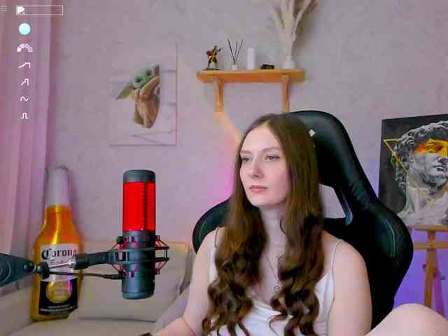 KiraRumGirl webcam