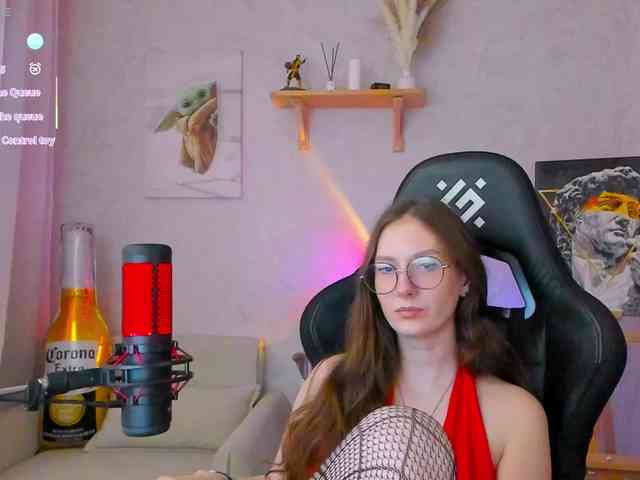 KiraRumGirl webcam