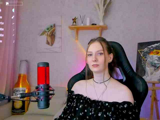 KiraRumGirl webcam