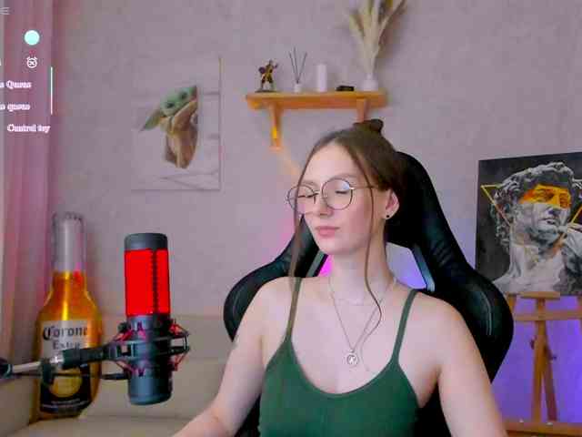 Модель: KiraRumGirl