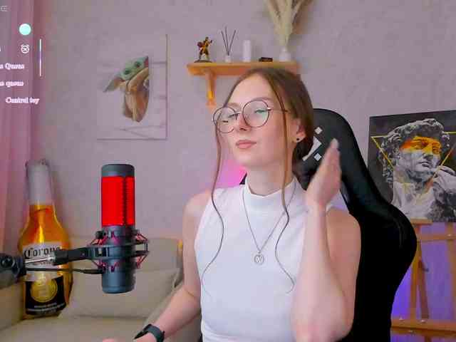 KiraRumGirl webcam