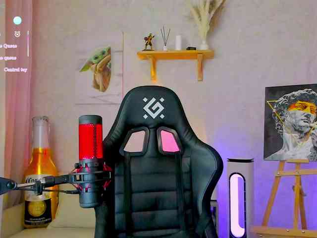 KiraRumGirl webcam
