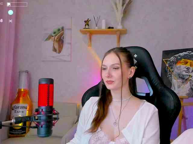 KiraRumGirl webcam