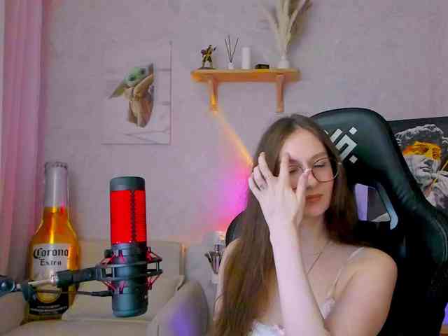 -Lovely Live Webcam on BongaCams