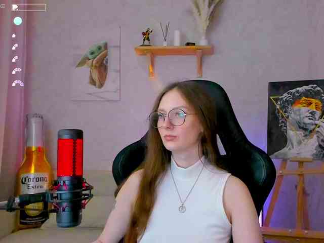 KiraRumGirl webcam