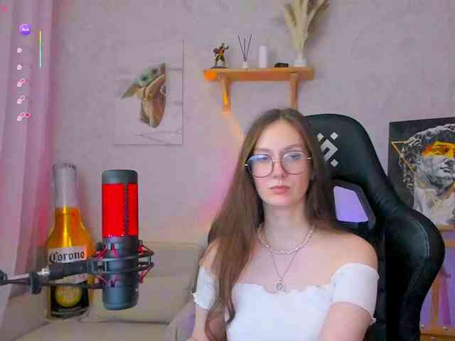 KiraRumGirl