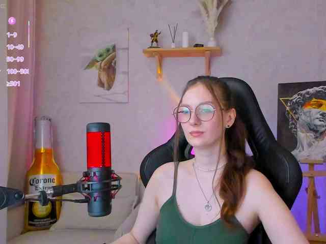 KiraRumGirl webcam