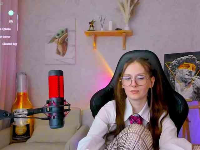 KiraRumGirl webcam