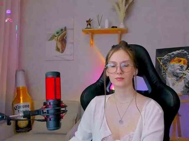 KiraRumGirl