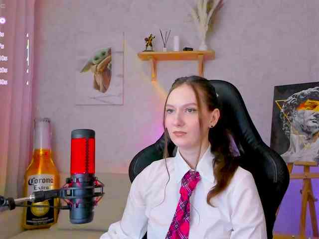 KiraRumGirl webcam