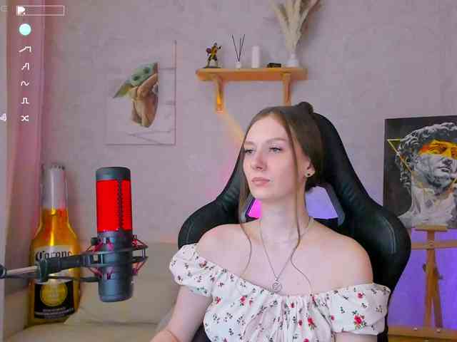 Модель: KiraRumGirl