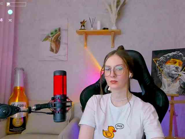 KiraRumGirl