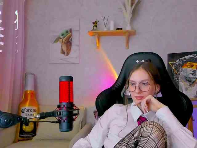 KiraRumGirl