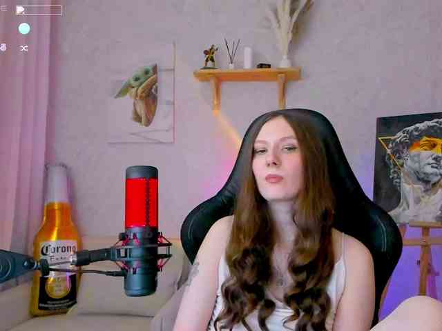 Модель: KiraRumGirl