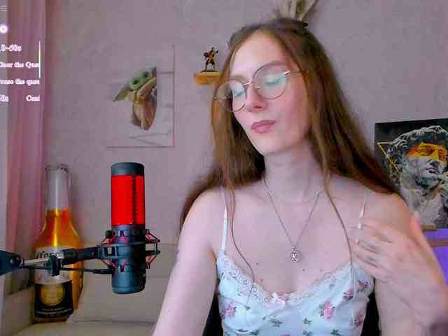 KiraRumGirl webcam