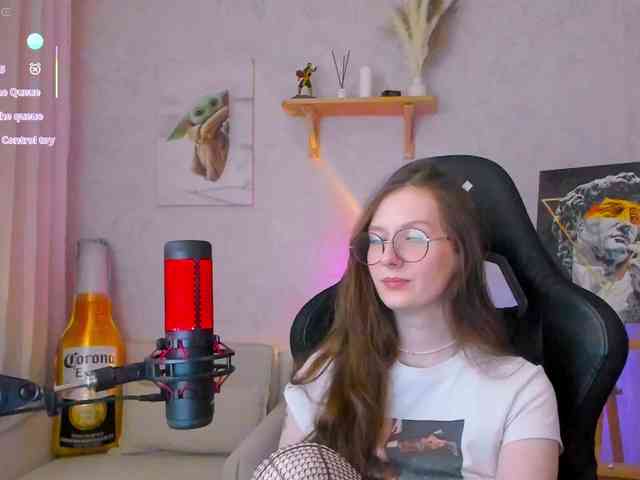 KiraRumGirl webcam