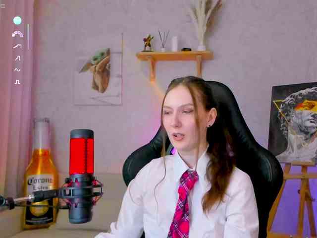 KiraRumGirl webcam