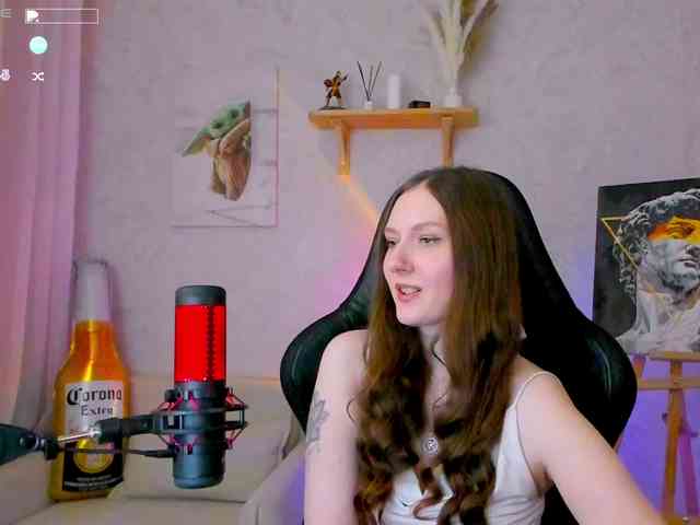 KiraRumGirl webcam