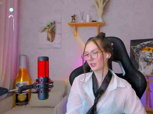 KiraRumGirl webcam