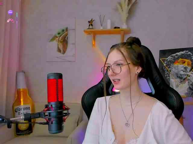 KiraRumGirl