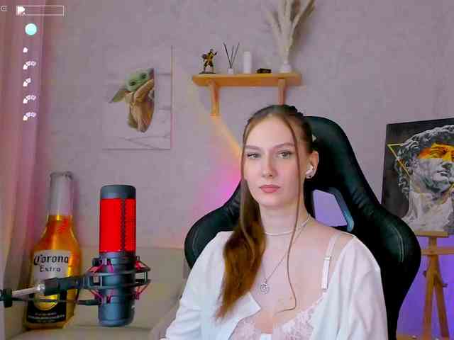 KiraRumGirl webcam
