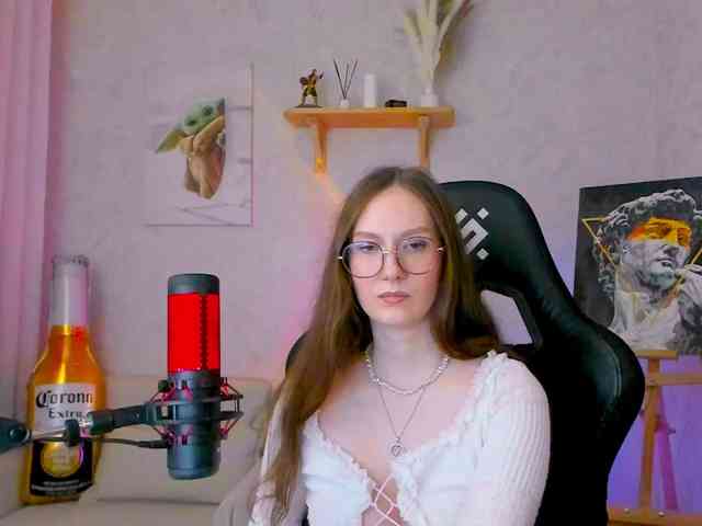 KiraRumGirl
