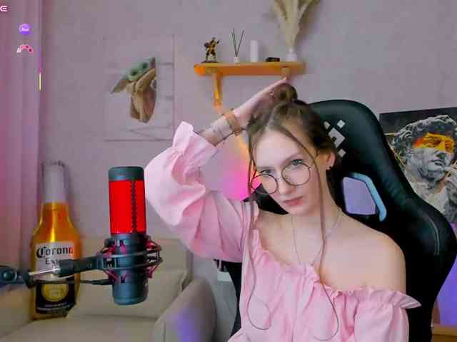 Modella: KiraRumGirl