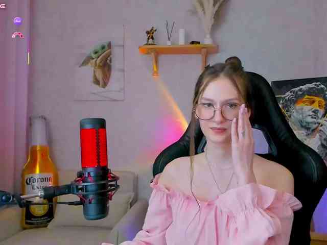 KiraRumGirl