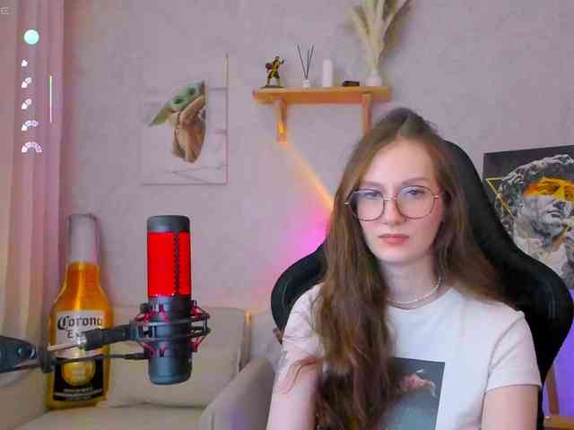 KiraRumGirl webcam