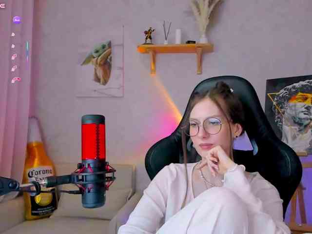 KiraRumGirl
