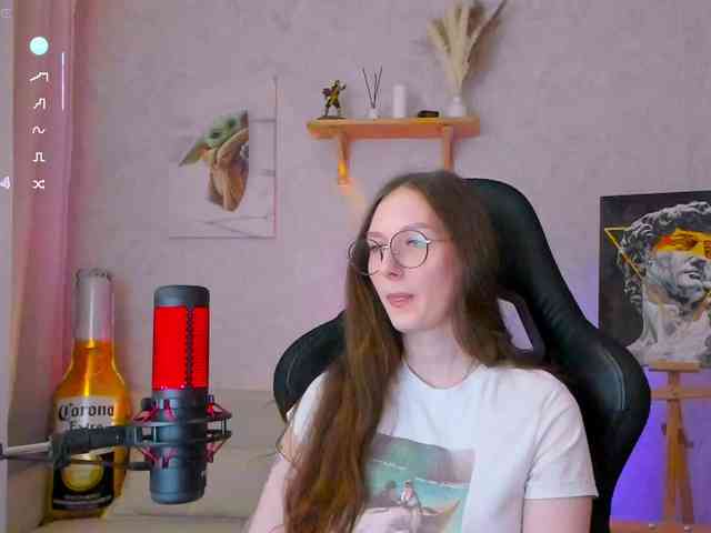 KiraRumGirl webcam