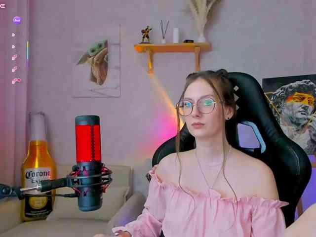 KiraRumGirl